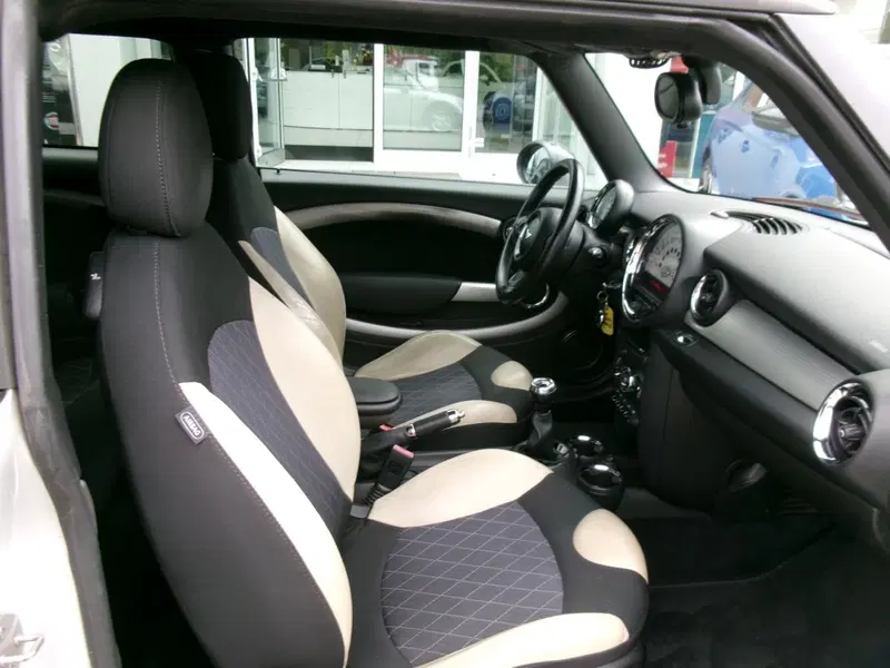 MINI Mini Countryman usata a Venezia (13)