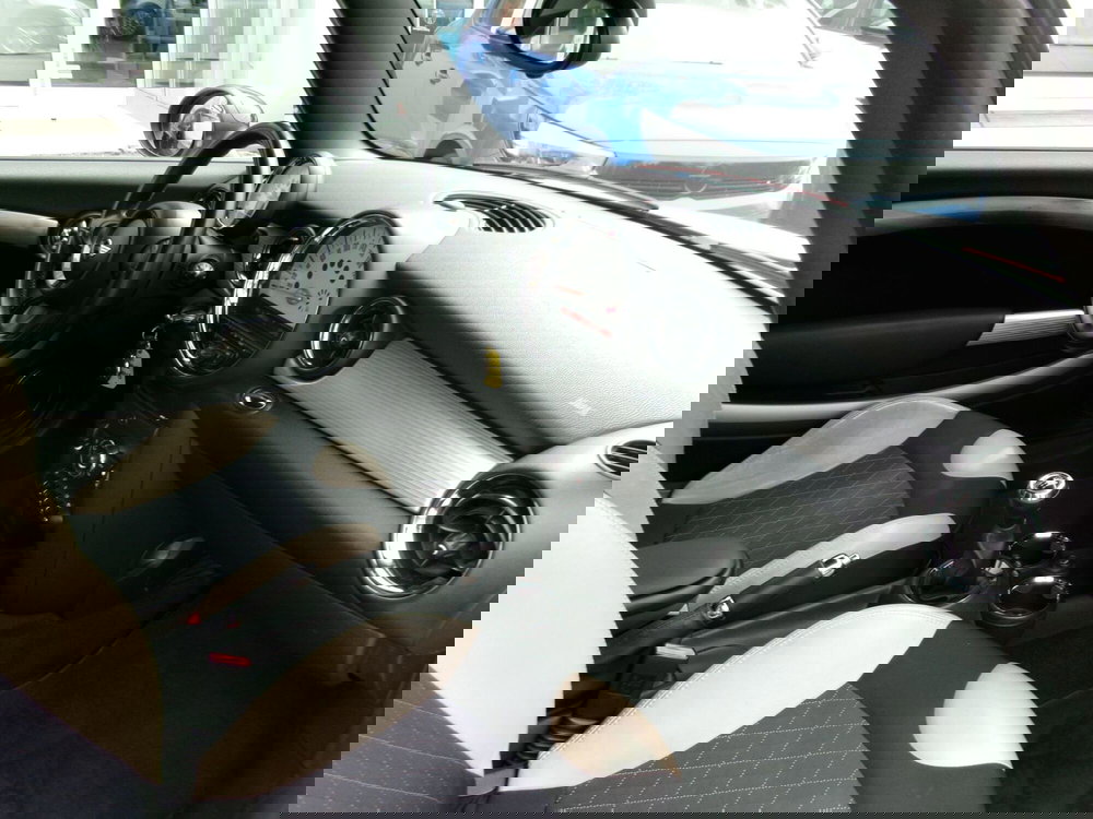 MINI Mini Countryman usata a Venezia (14)