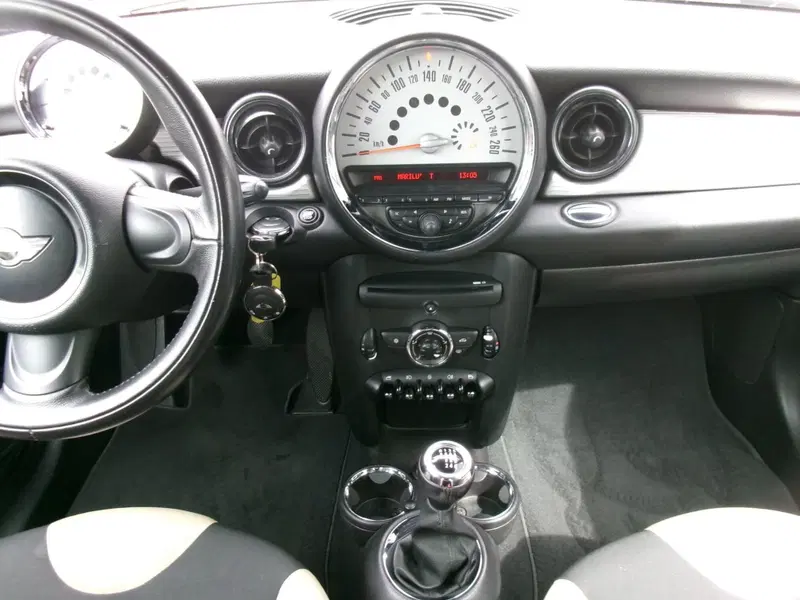 MINI Mini Countryman usata a Venezia (17)