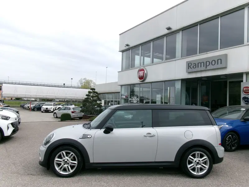 MINI Mini Countryman usata a Venezia (3)