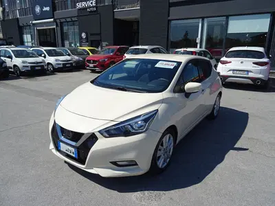 Nissan Micra 1.0L 12V 5 porte Acenta del 2020 usata a Lucca