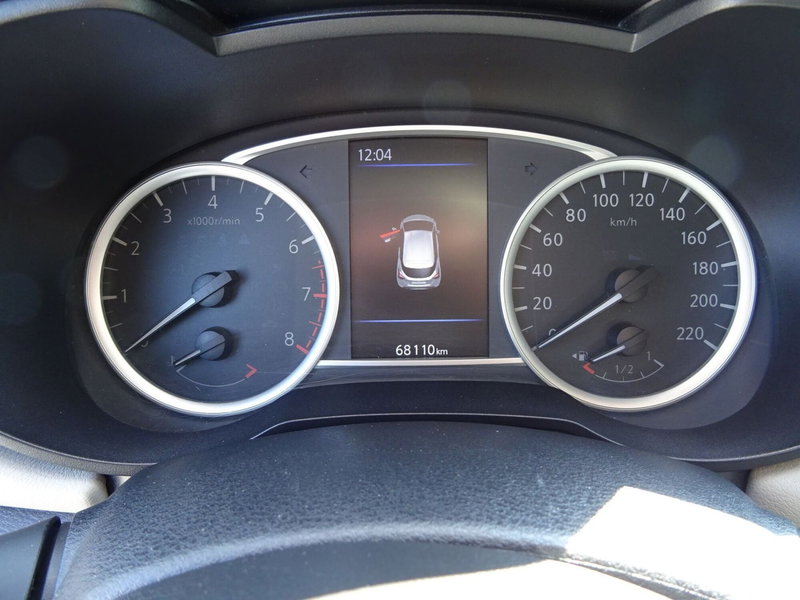 Nissan Micra usata a Lucca (12)