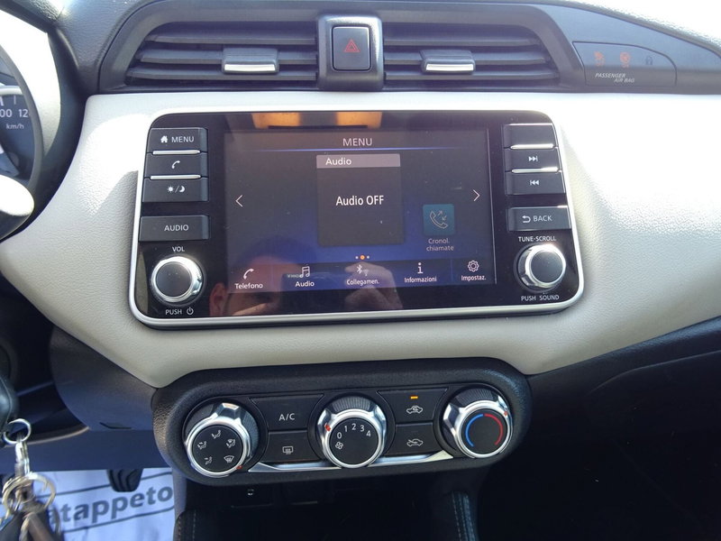 Nissan Micra usata a Lucca (13)