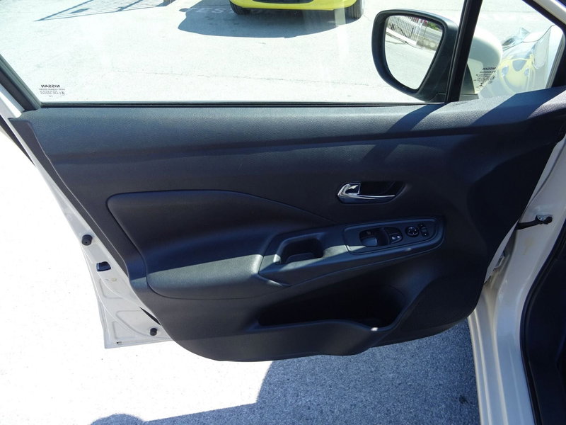 Nissan Micra usata a Lucca (8)