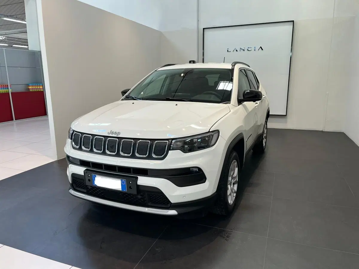 Jeep Compass usata a Lucca