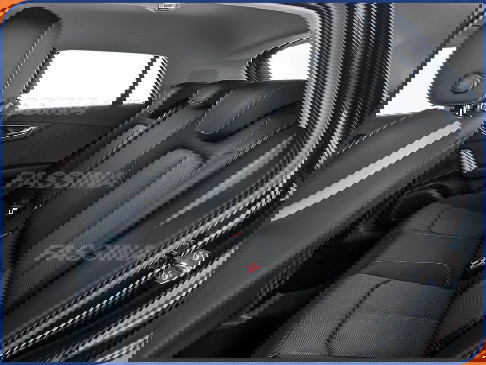 Audi Q2 usata a Milano (10)