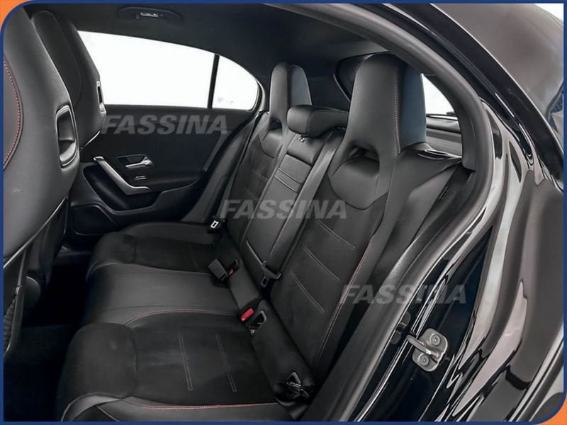 Mercedes-Benz Classe A Sedan usata a Milano (10)