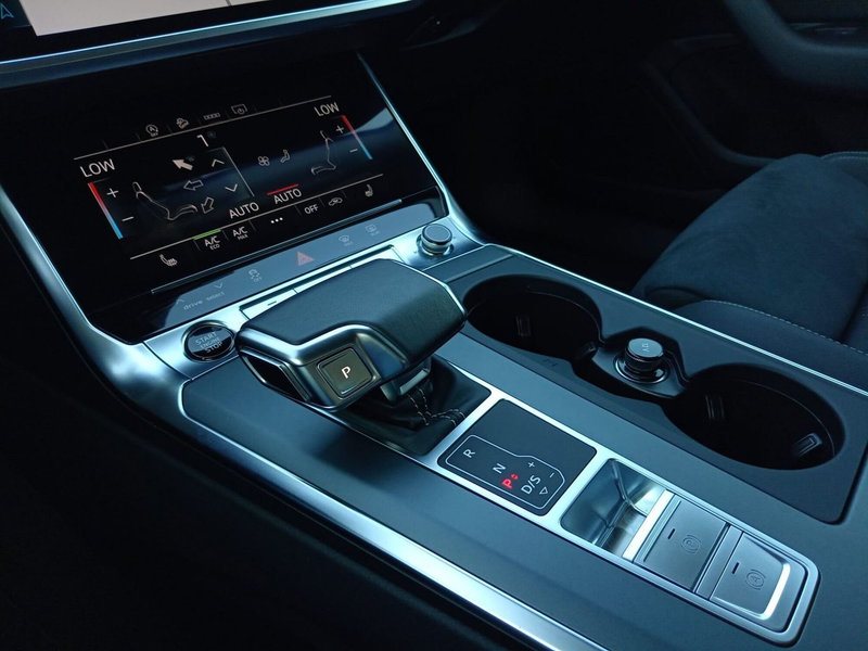 Audi A6 Allroad usata a Bari (10)