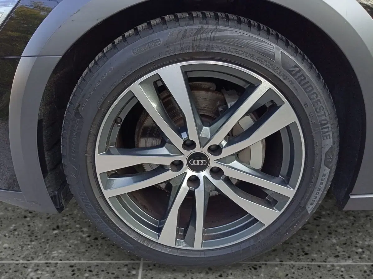 Audi A6 Allroad usata a Bari (13)