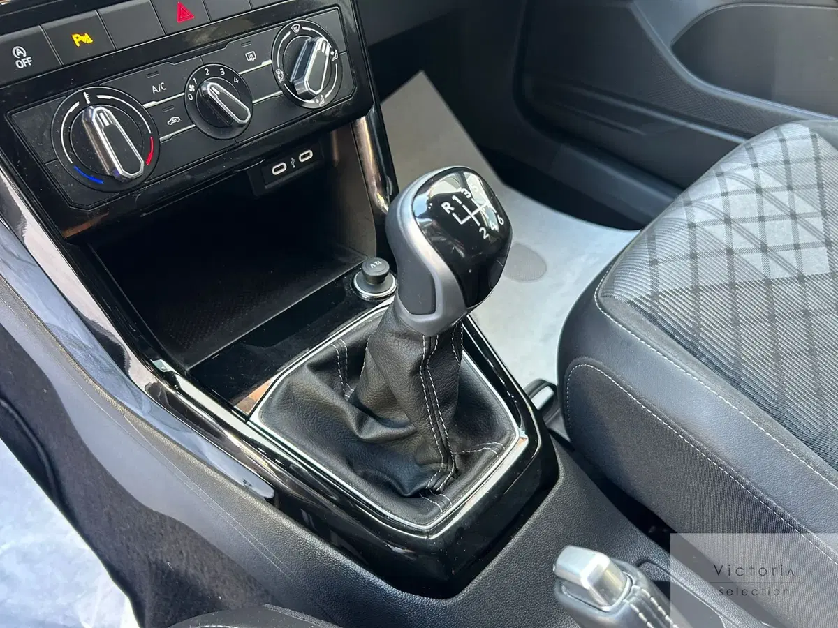 Volkswagen T-Cross usata a Brescia (14)