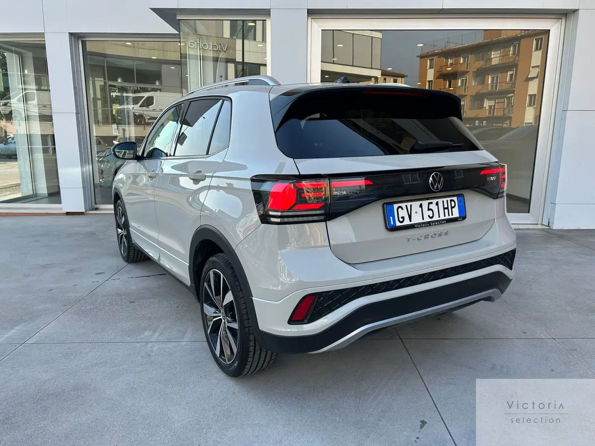 Volkswagen T-Cross usata a Brescia (4)