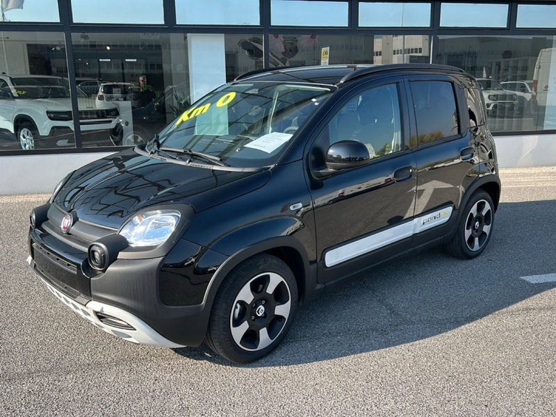 Fiat Panda Cross nuova a Bergamo