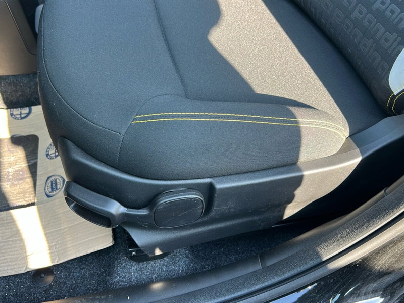 Fiat Panda Cross nuova a Bergamo (20)