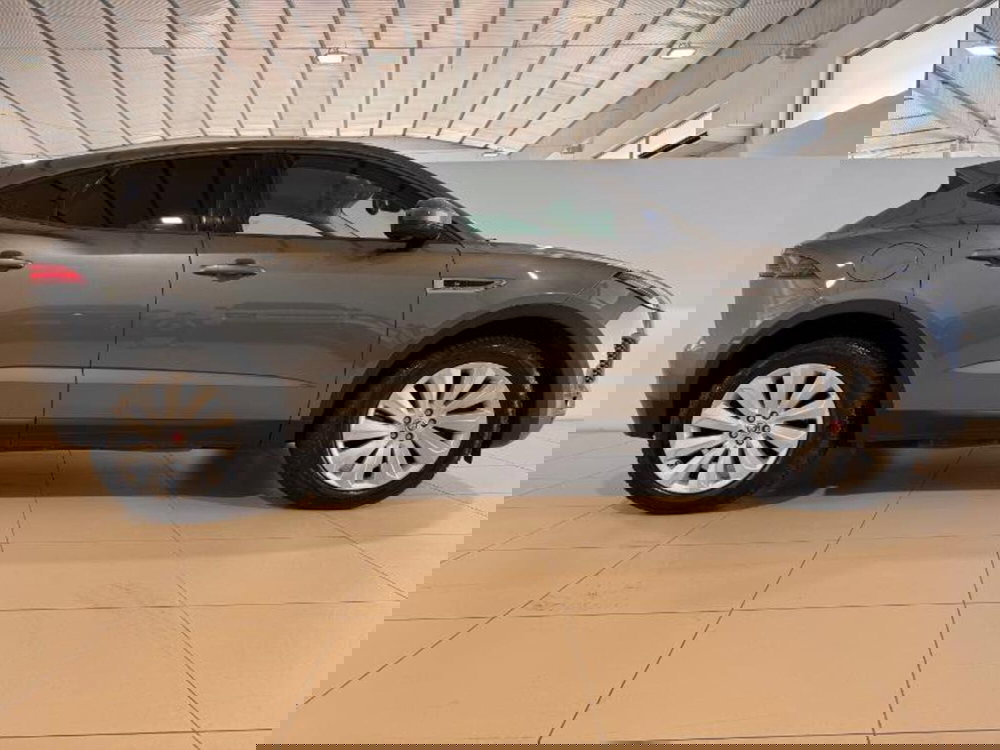 Jaguar E-Pace usata a Venezia (3)