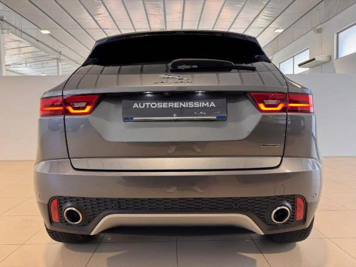 Jaguar E-Pace usata a Venezia (7)