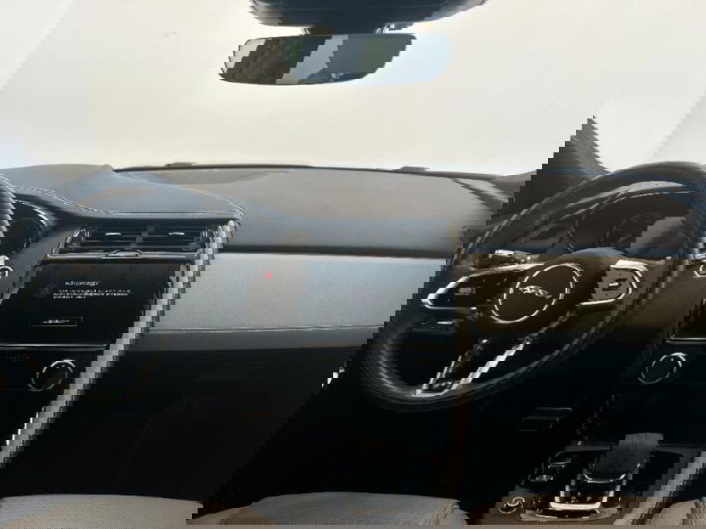 Jaguar E-Pace usata a Venezia (6)