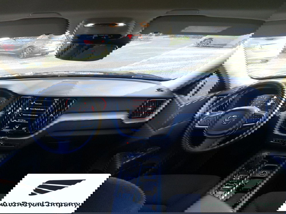 Volvo XC60 usata a Roma (10)