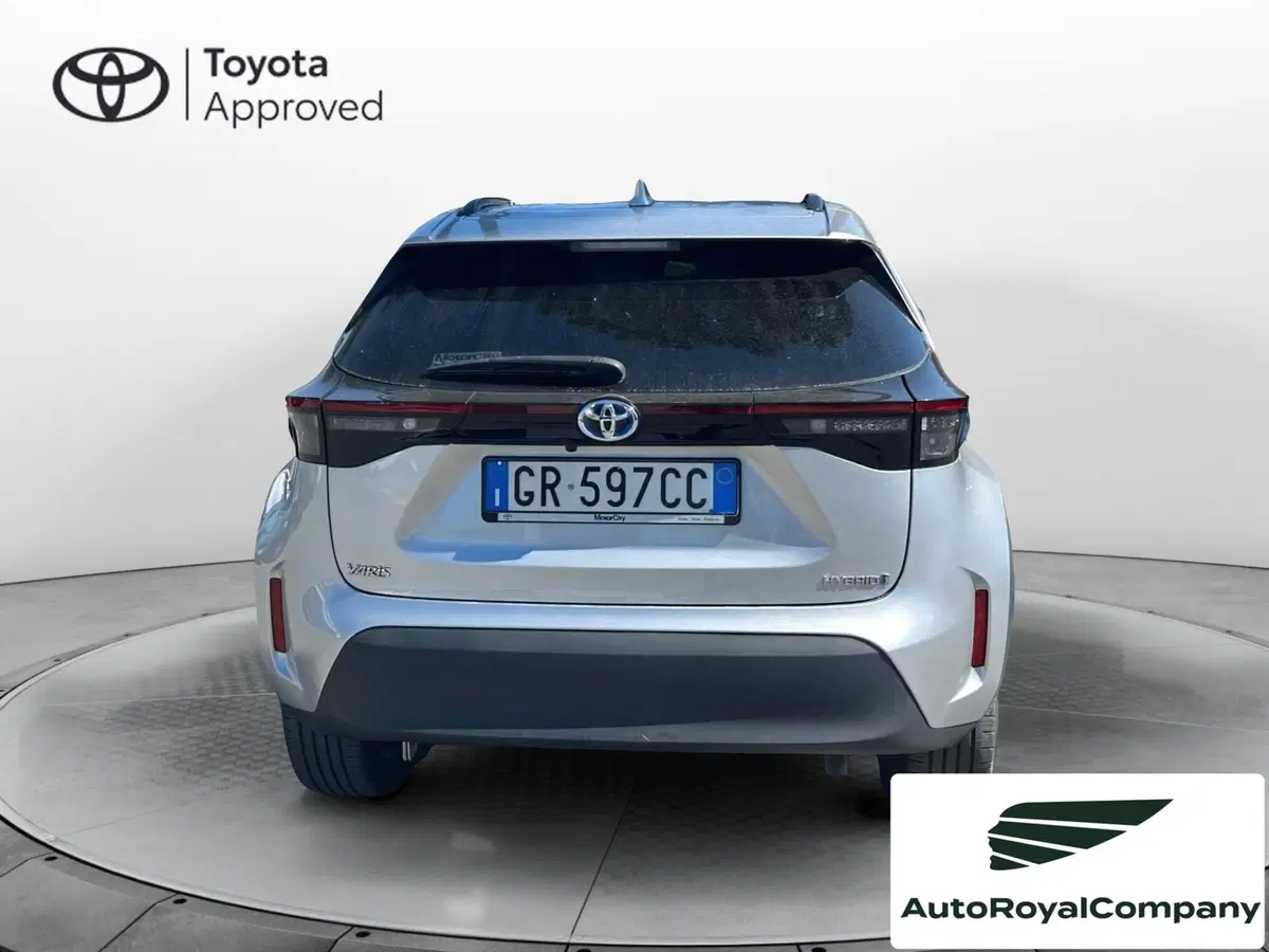 Toyota Yaris Cross usata a Roma (11)