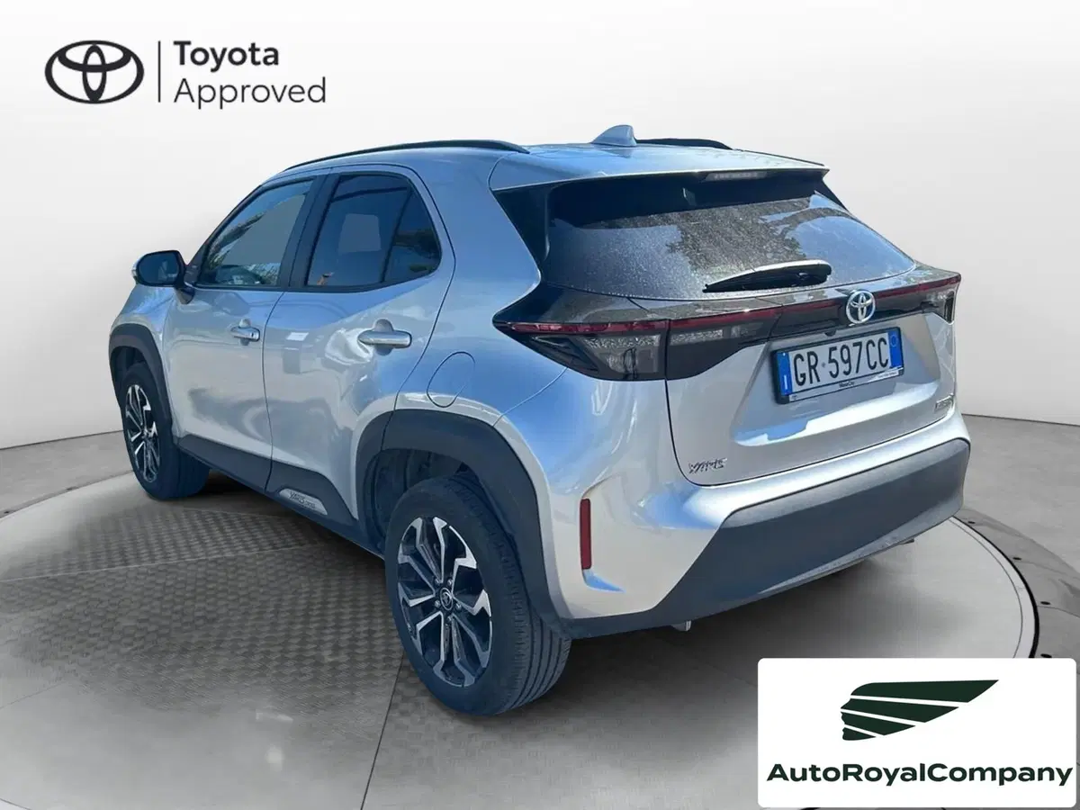 Toyota Yaris Cross usata a Roma (8)