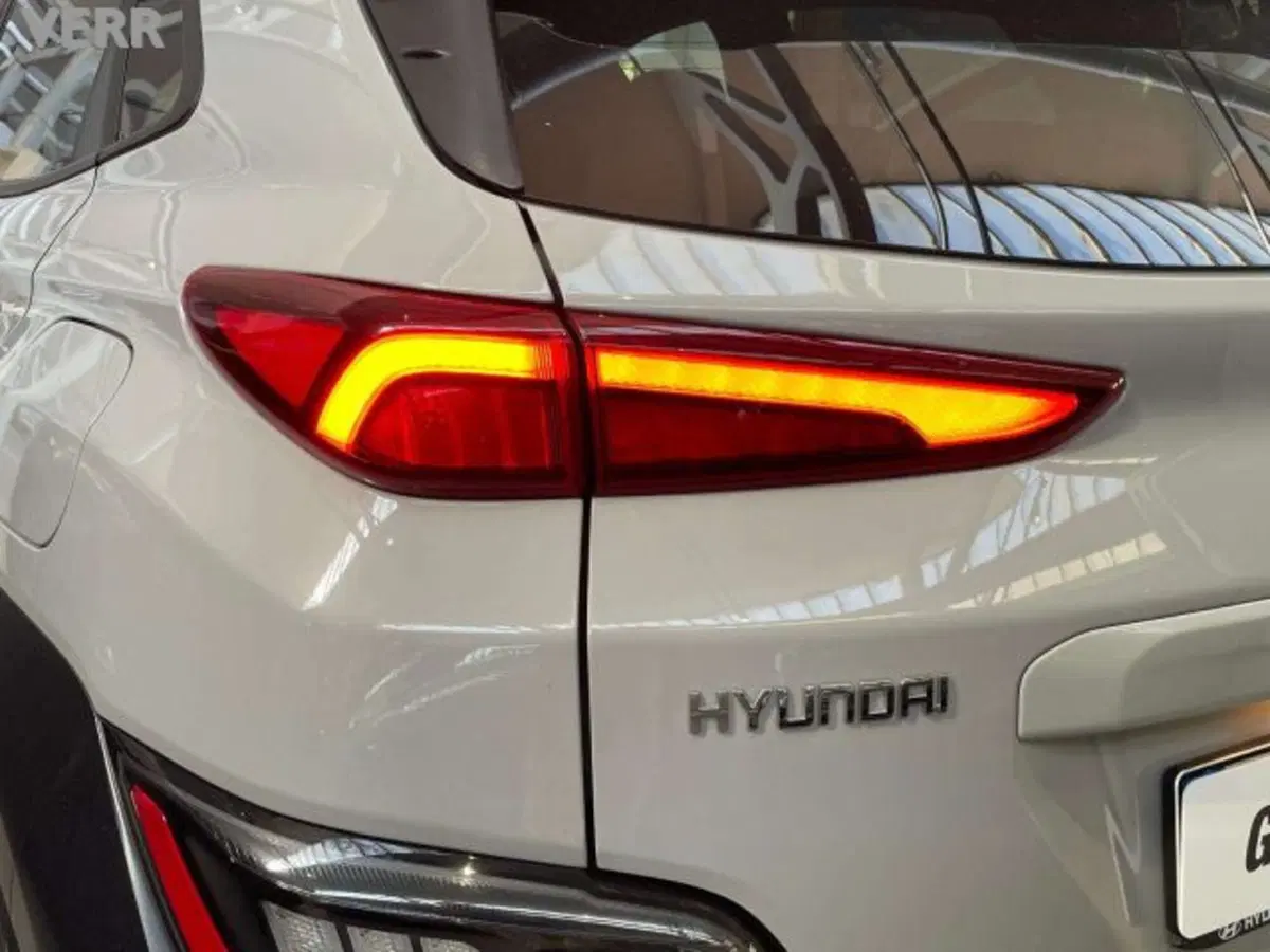 Hyundai Kona usata a Milano (7)