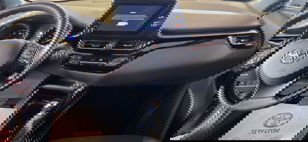 Toyota Toyota C-HR usata a Messina (9)