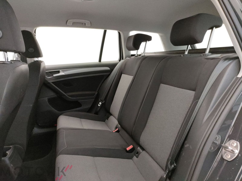 Volkswagen Golf Variant usata a Varese (10)
