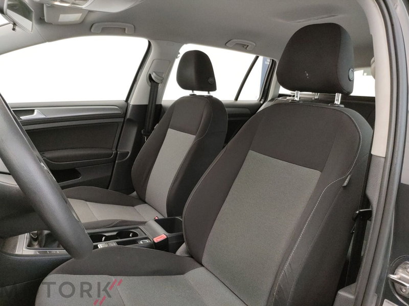 Volkswagen Golf Variant usata a Varese (11)