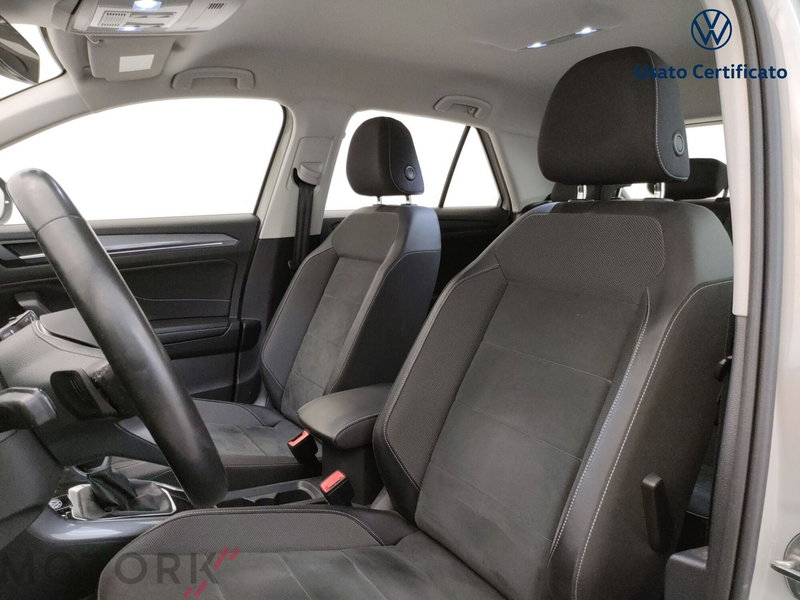 Volkswagen T-Roc usata a Varese (11)