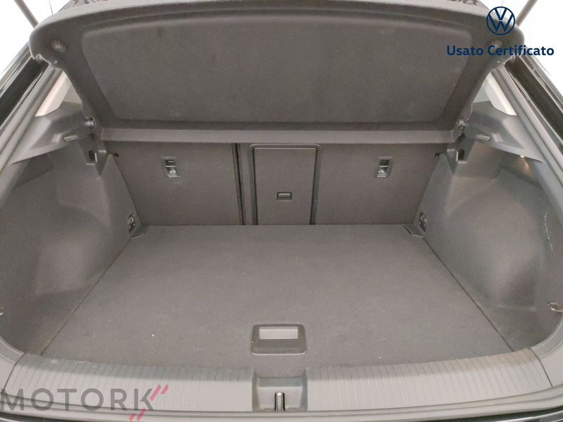 Volkswagen T-Roc usata a Varese (9)