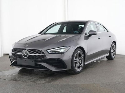 Mercedes-Benz CLA 180 Automatic Executive del 2025 usata a Magenta