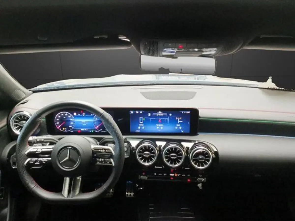 Mercedes-Benz CLA usata a Milano (13)