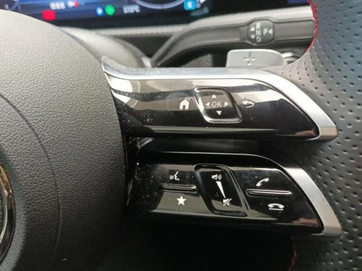 Mercedes-Benz CLA usata a Milano (17)