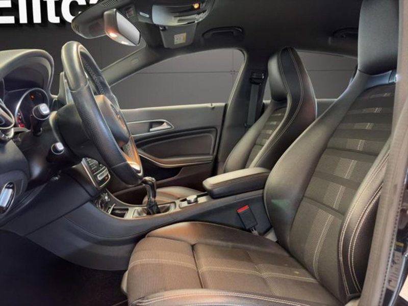 Mercedes-Benz CLA Shooting Brake usata a Milano (11)