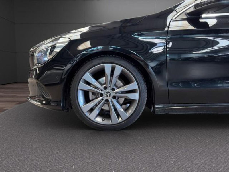 Mercedes-Benz CLA Shooting Brake usata a Milano (14)