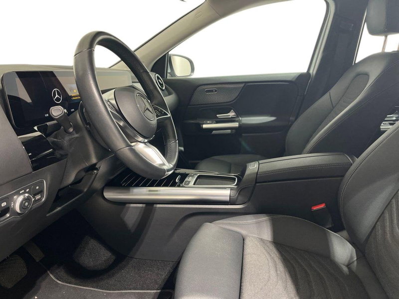 Mercedes-Benz GLA SUV usata a Napoli (12)