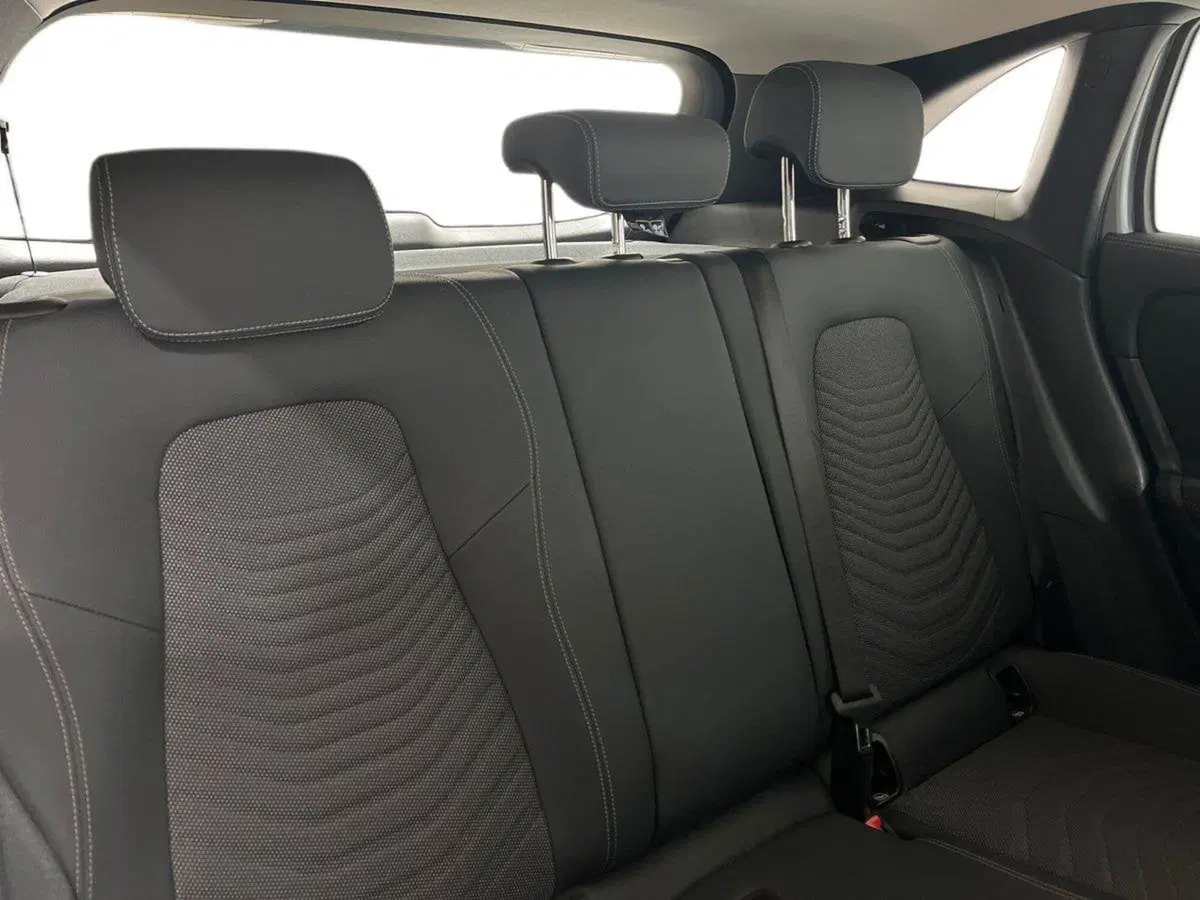 Mercedes-Benz GLA SUV usata a Napoli (17)
