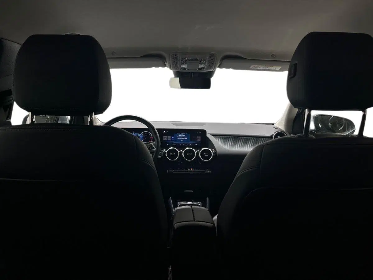 Mercedes-Benz GLA SUV usata a Napoli (18)