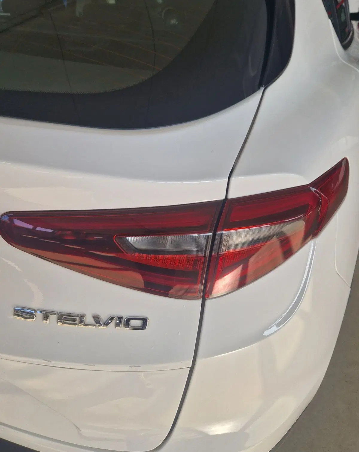 Alfa Romeo Stelvio usata a Terni (17)