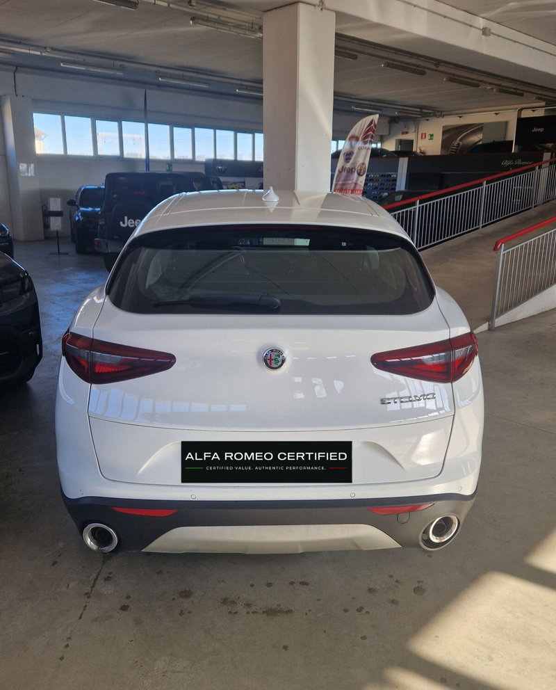 Alfa Romeo Stelvio usata a Terni (5)