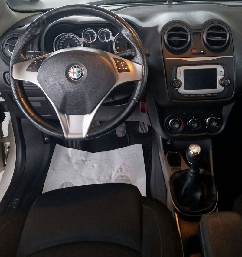 Alfa Romeo MiTo usata a Terni (11)