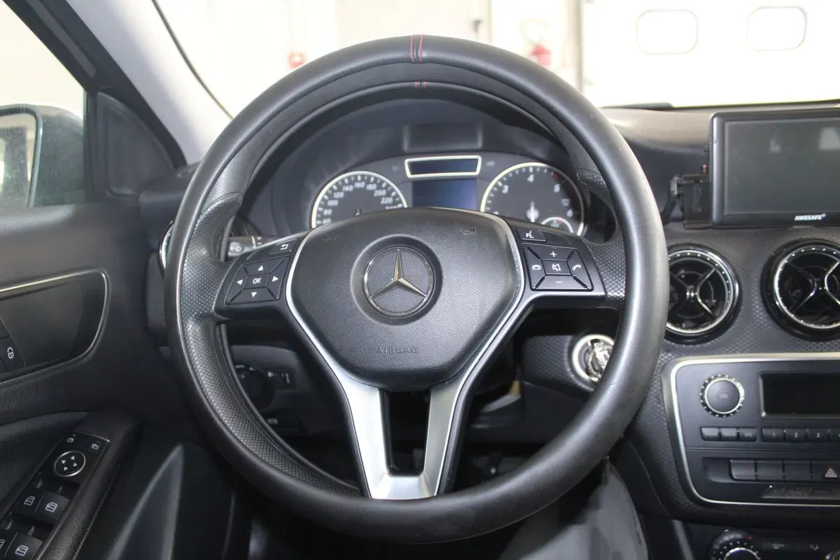 Mercedes-Benz Classe A usata a Terni (11)