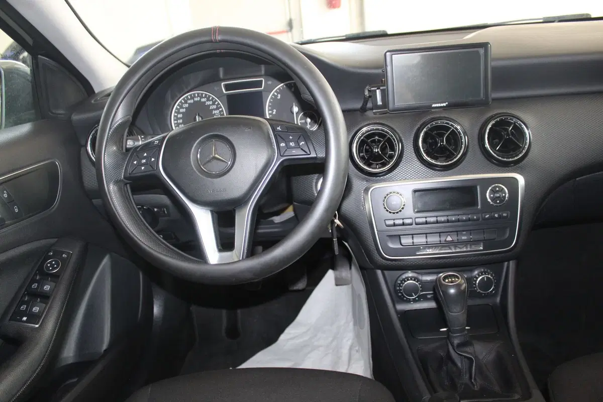 Mercedes-Benz Classe A usata a Terni (12)