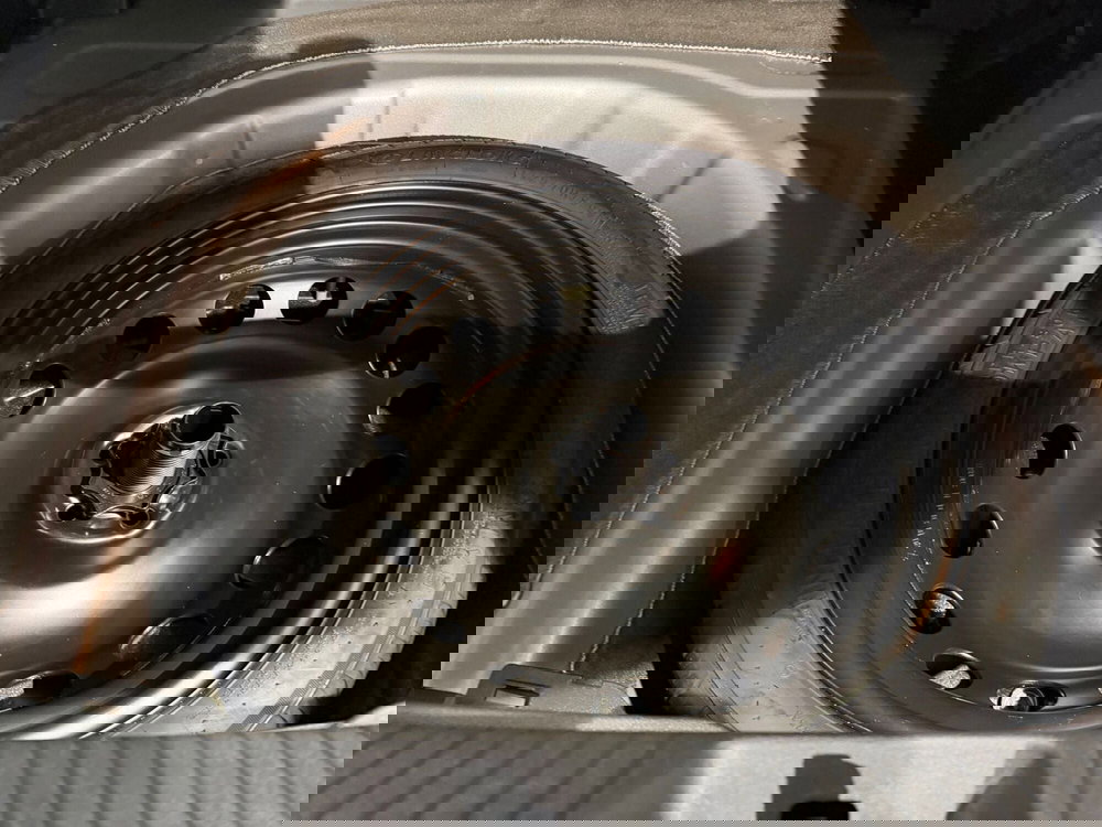 Volkswagen Taigo usata a Genova (11)