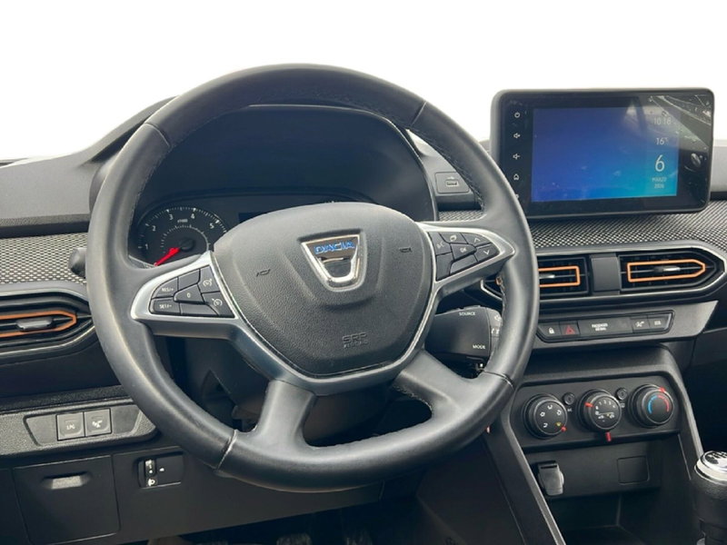 Dacia Sandero usata a Roma (12)