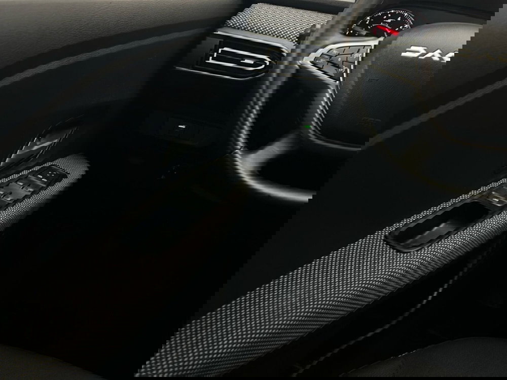 Dacia Sandero Streetway usata a Roma (13)