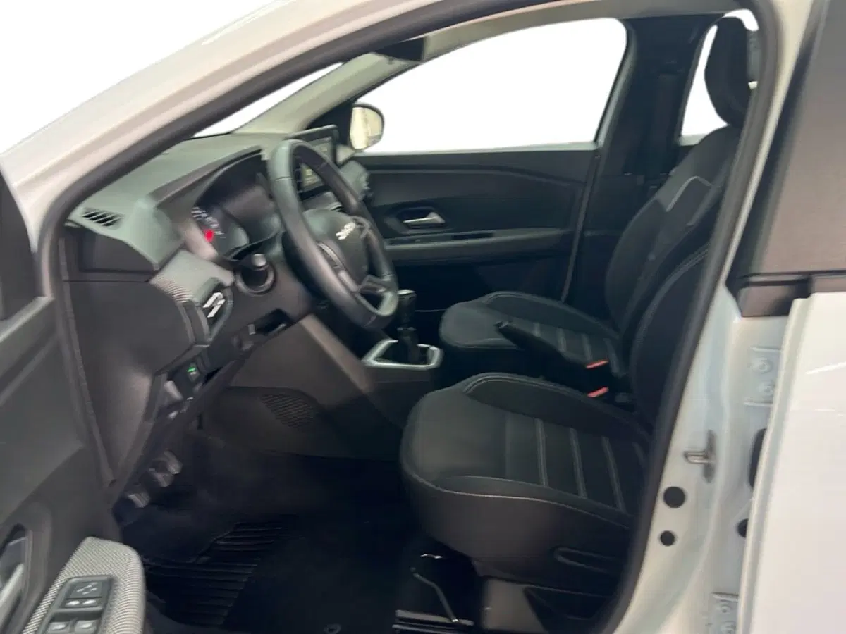 Dacia Sandero Streetway usata a Roma (14)