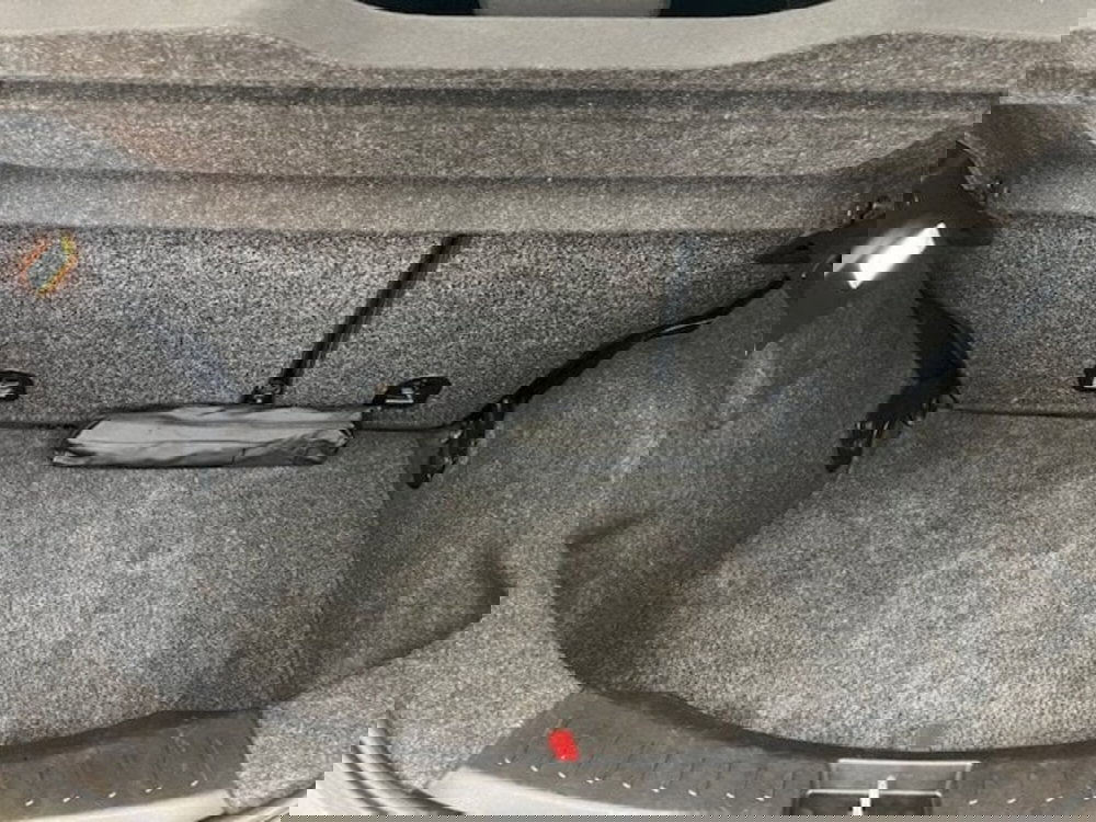 Lancia Ypsilon usata a Alessandria (15)