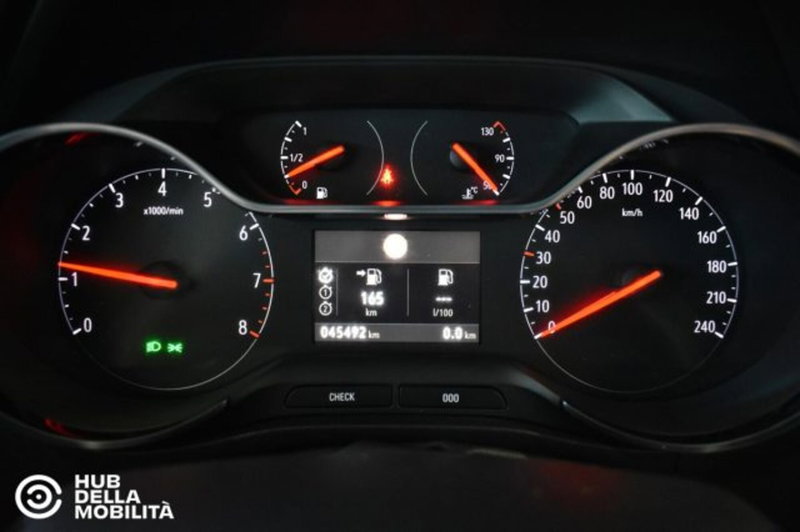 Opel Crossland usata a Perugia (8)