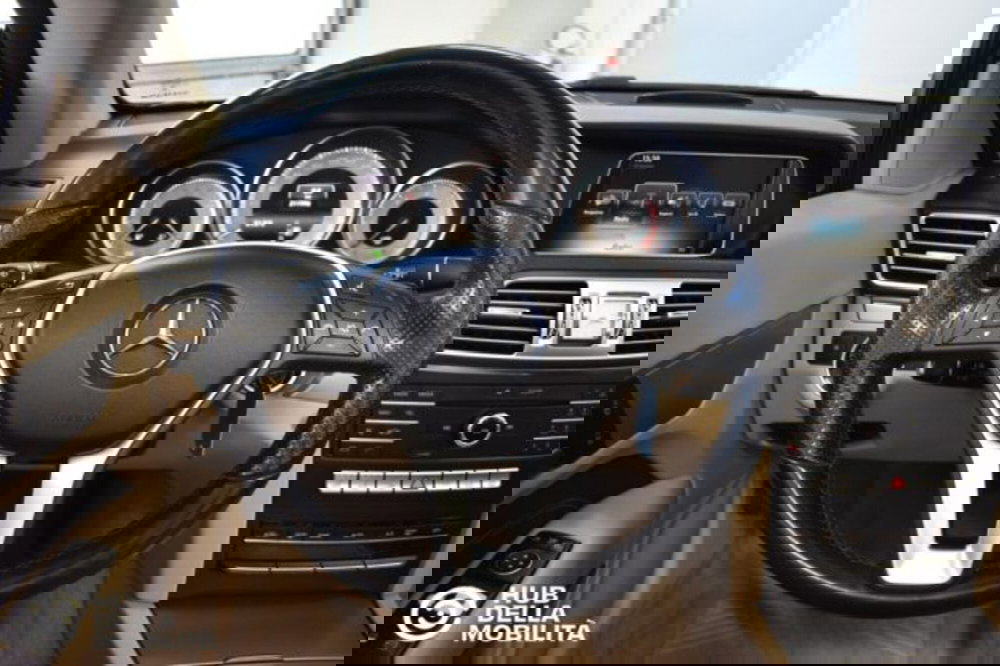 Mercedes-Benz Classe E Cabrio usata a Perugia (12)