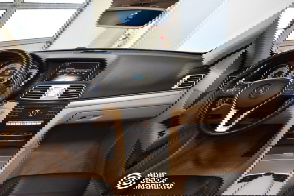 Mercedes-Benz Classe E Cabrio usata a Perugia (13)